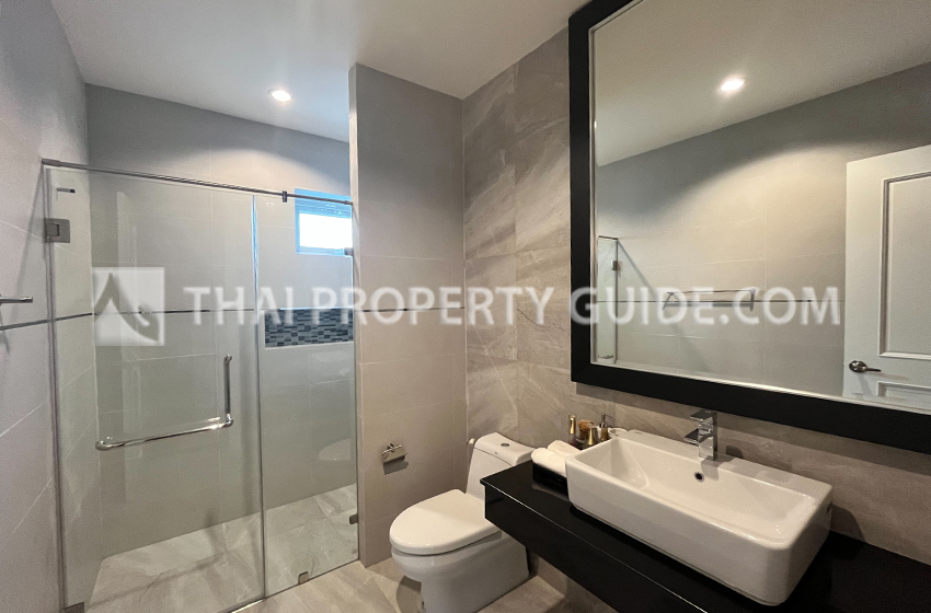 House with Shared Pool in Sukhumvit 